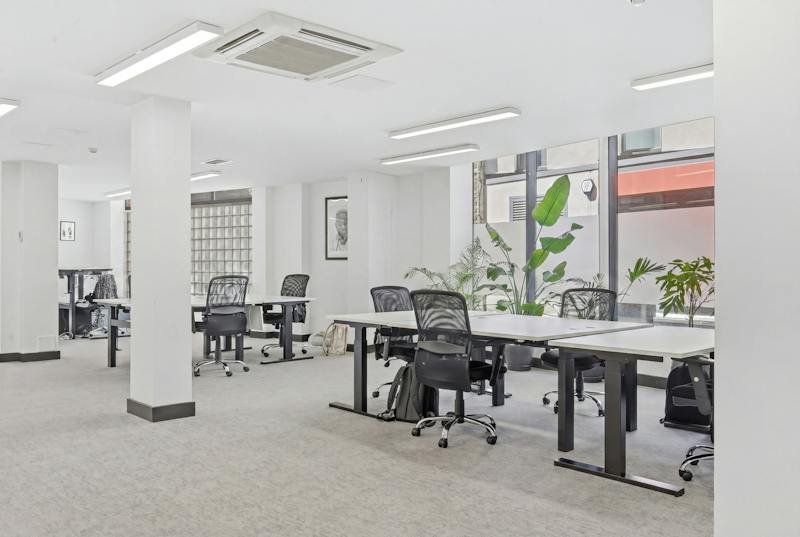 Office in London - photo 4