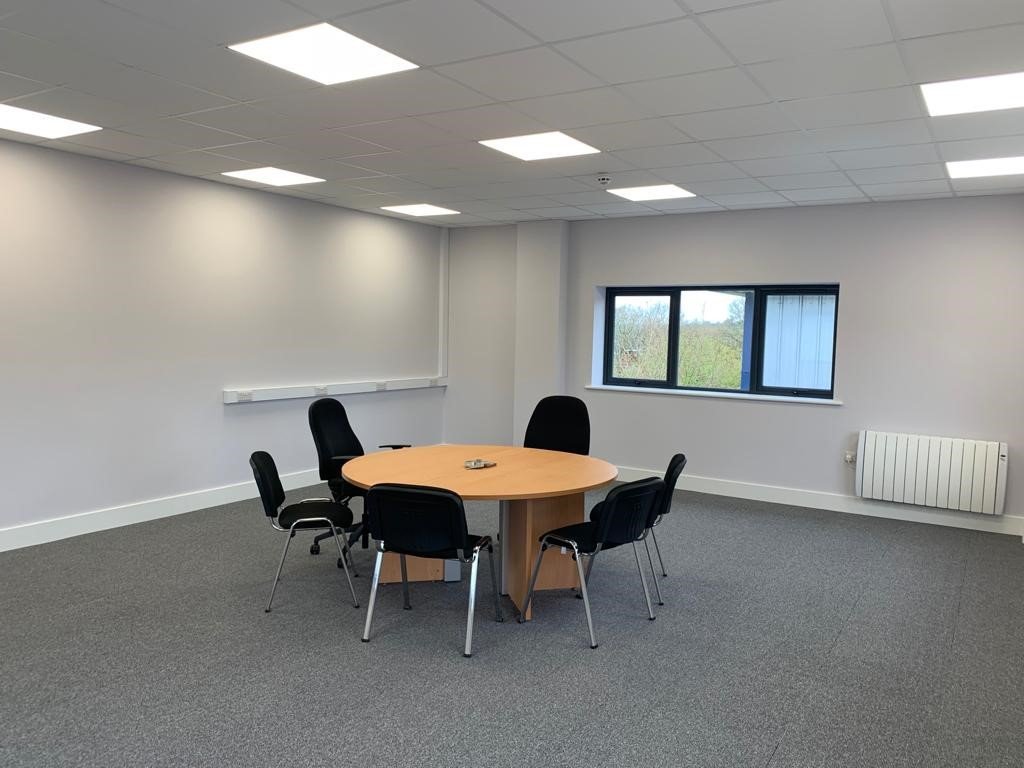 Office in Honiton - photo 3