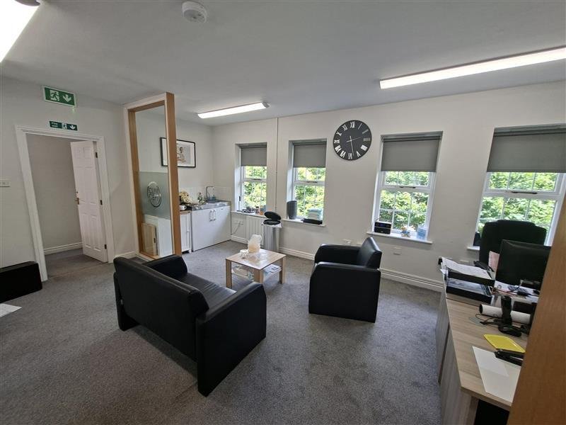 Office in Harrogate - photo 2