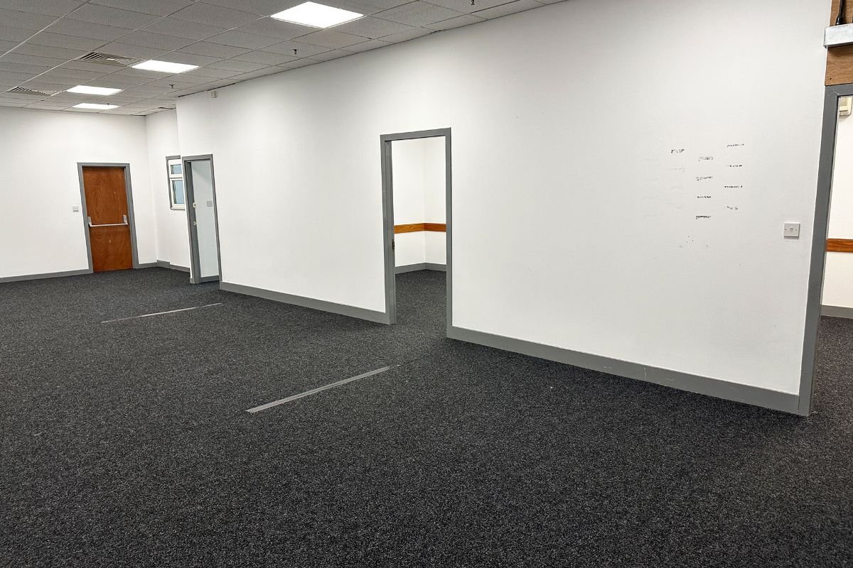 Office in Ayr - photo 3
