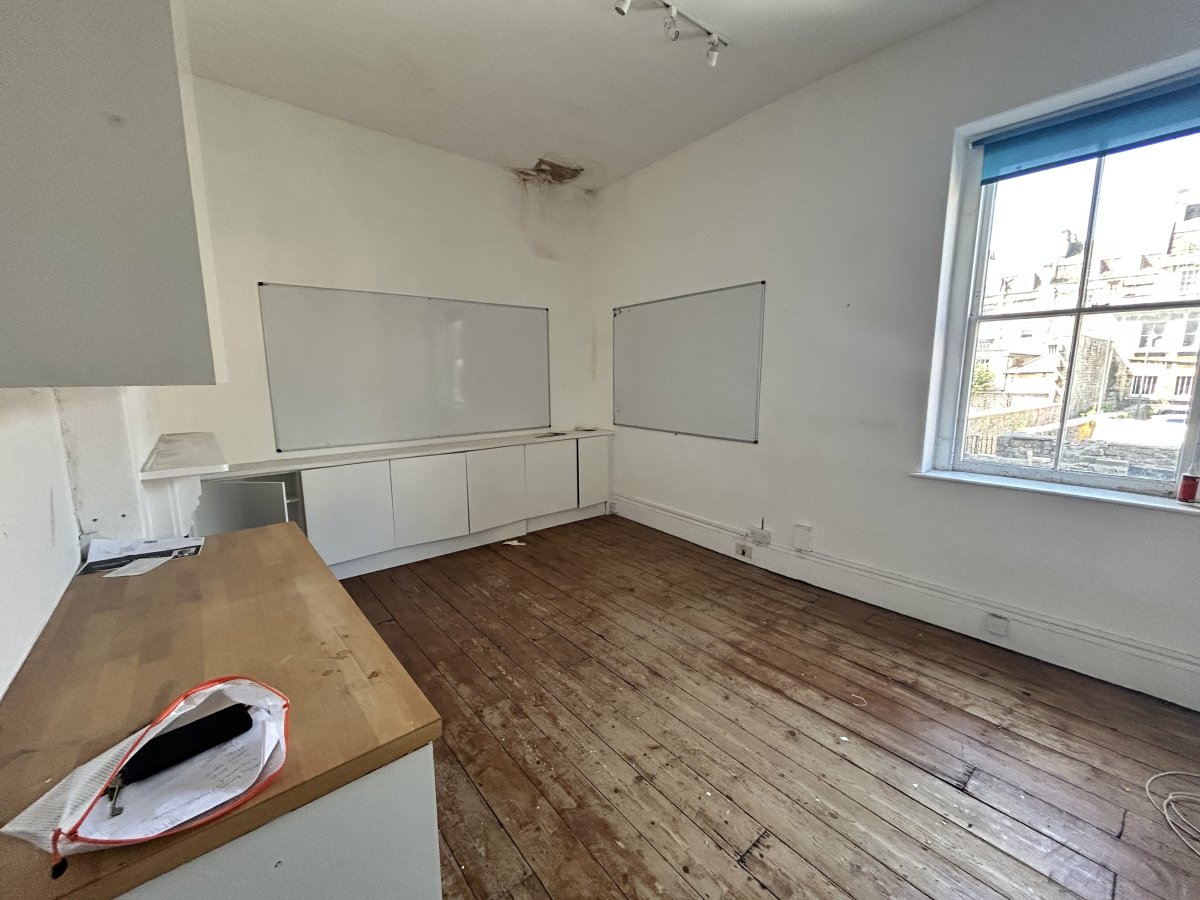 Office in Bath - photo 3