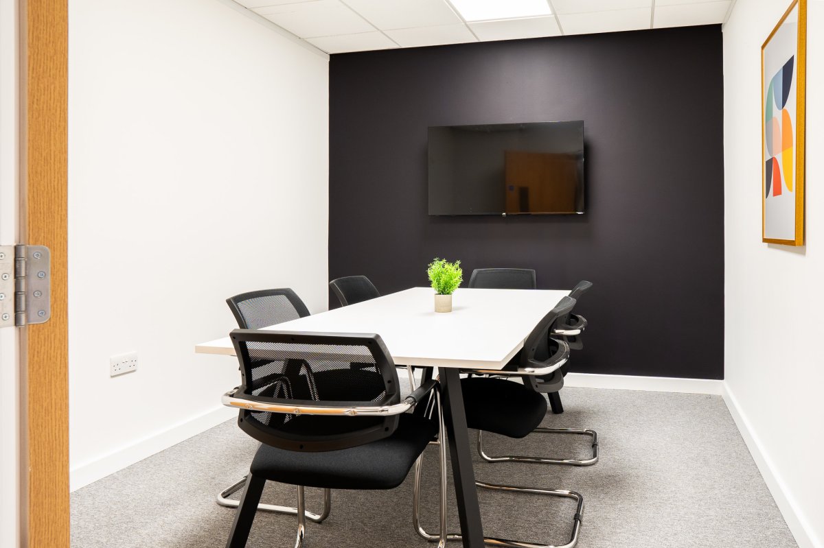 Office in Leeds - photo 4