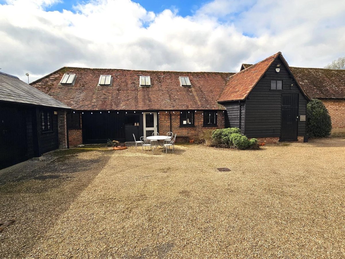Office To Let, St. Albans, Hertfordshire