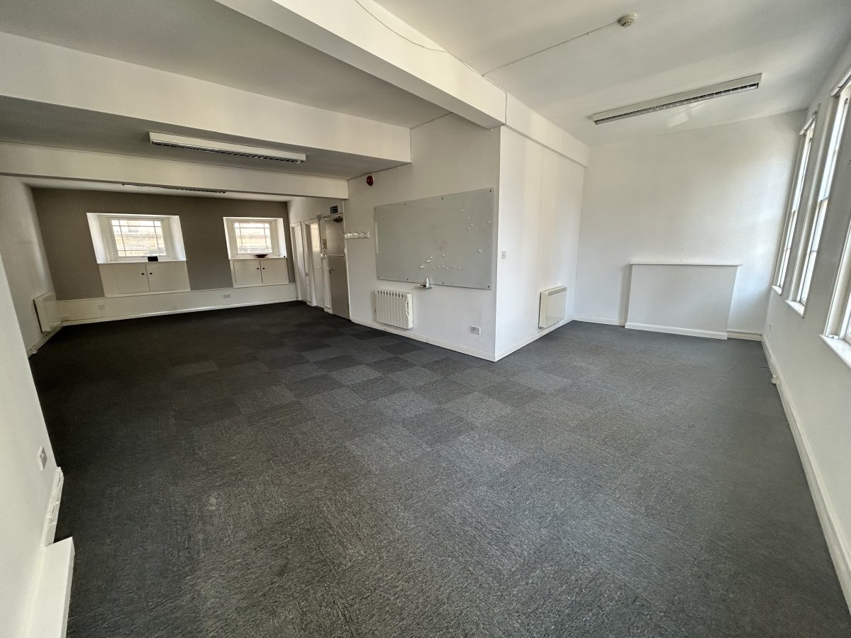 Office in Bath - photo 3