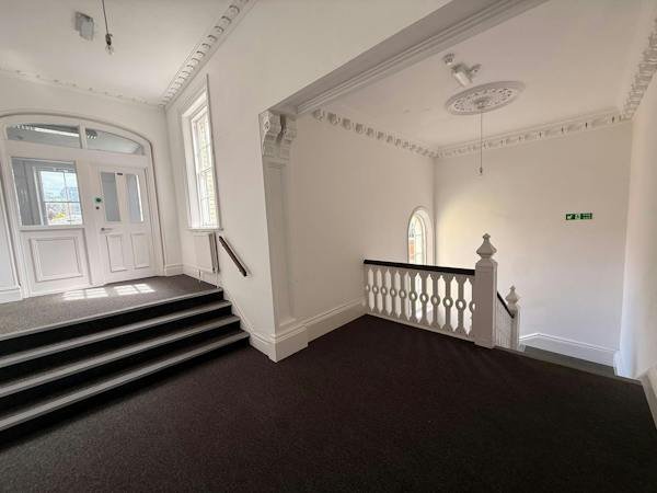 Office in Bedford - photo 3