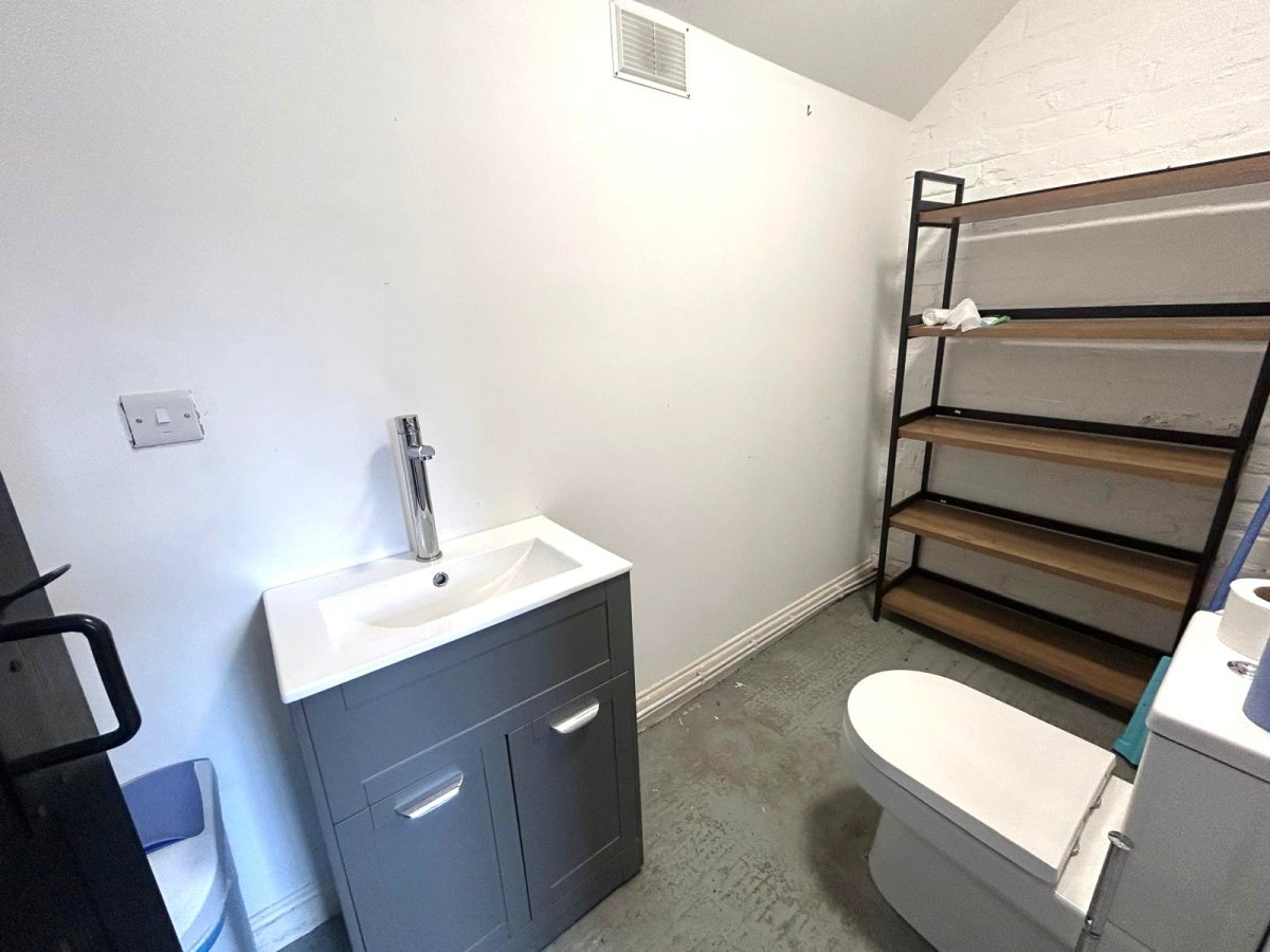 Office in East Rounton - photo 3