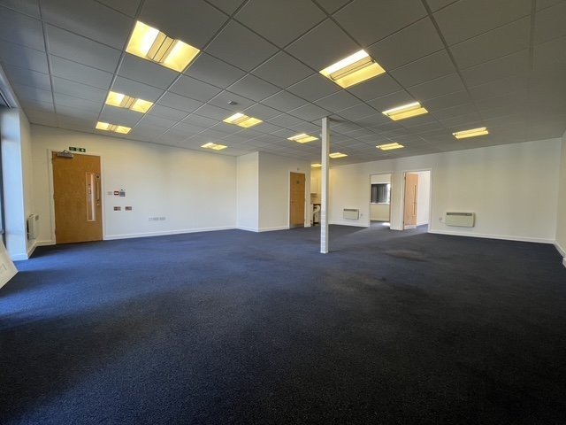 Office in Colchester - photo 2