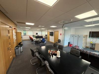 Office in Northampton - photo 3