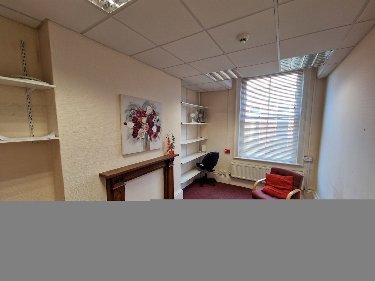 Office in Derby - photo 3