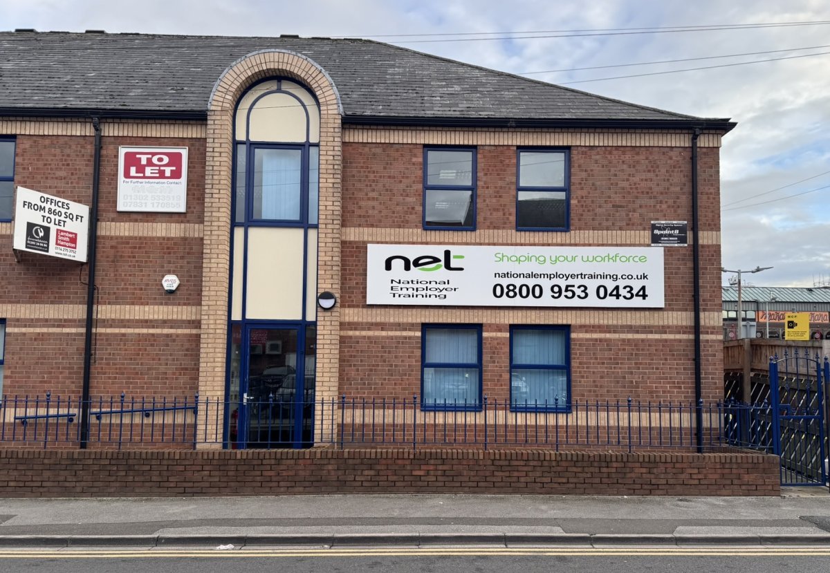Office in Doncaster - photo 3