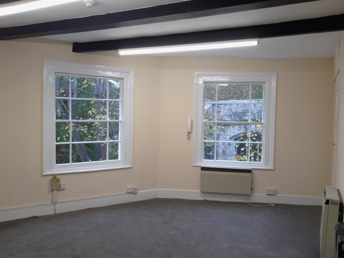 Office in Ashford - photo 3