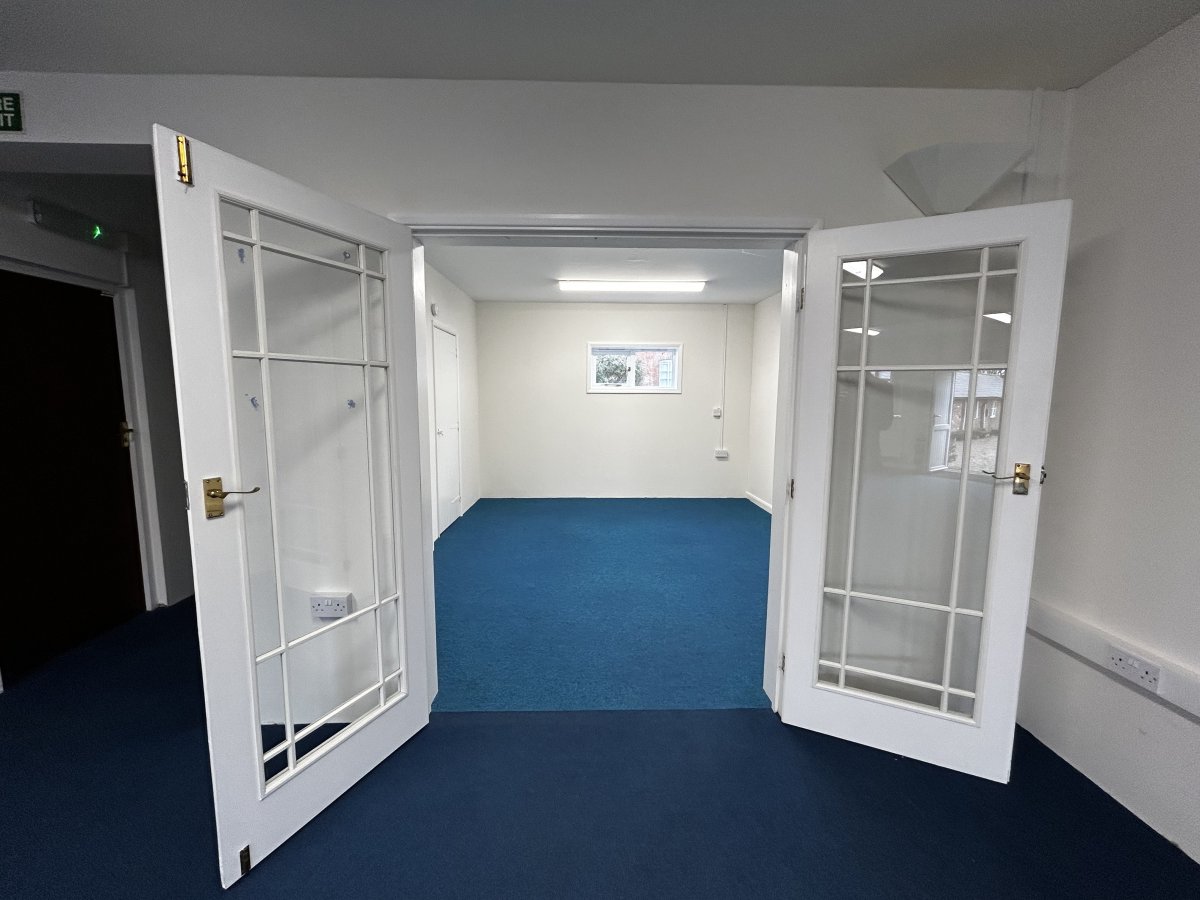 Office in Faversham - photo 4