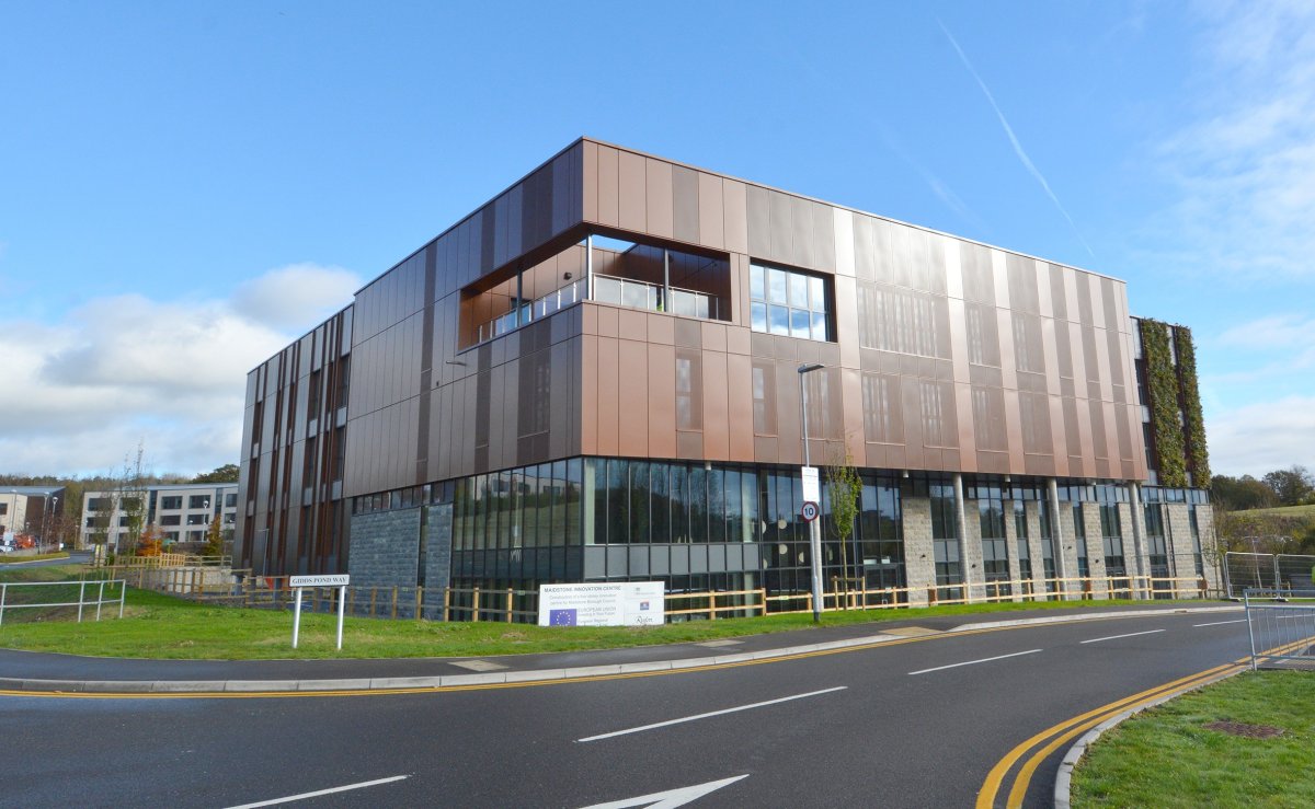 Office in Maidstone - photo 3