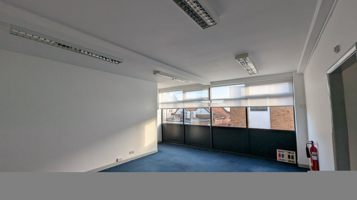 Office in Hoveton - photo 2