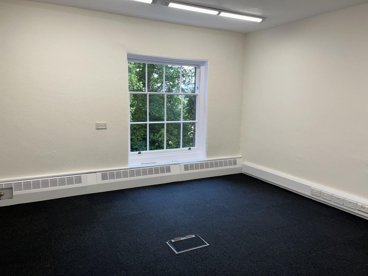 Office in Exeter - photo 3