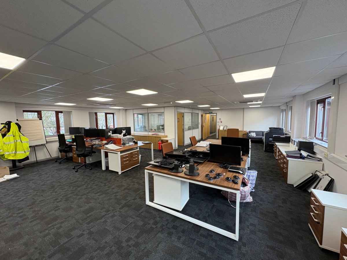 Office in Leicester - photo 2