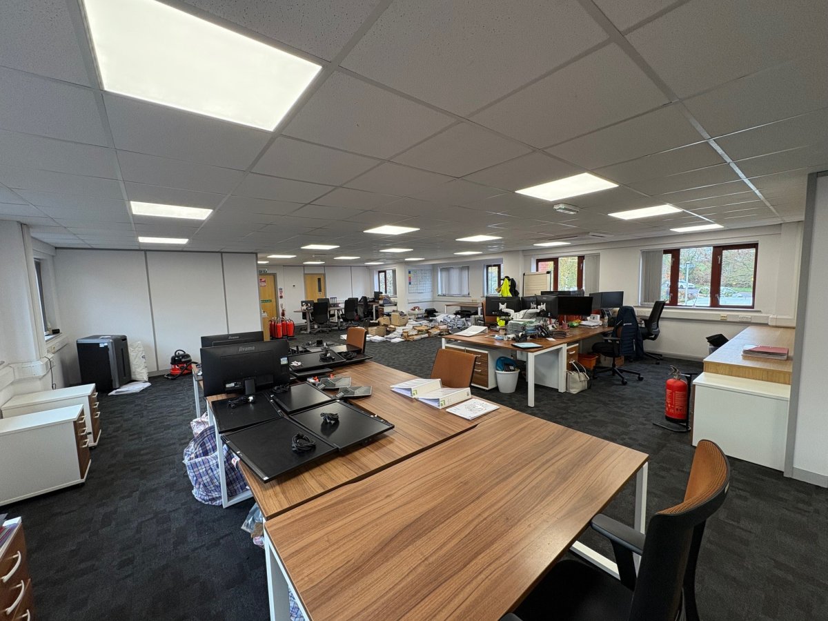 Office in Leicester - photo 3