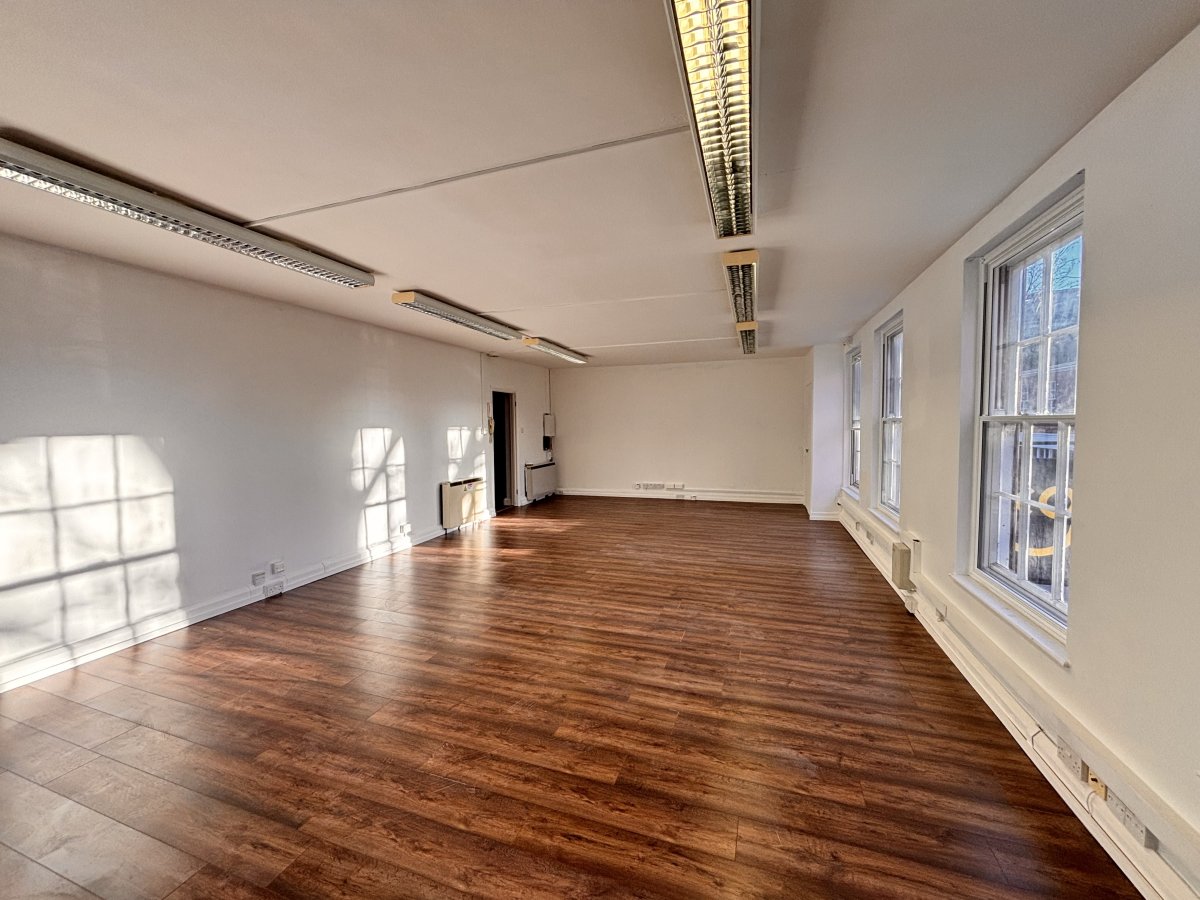 Office in Norwich - photo 3