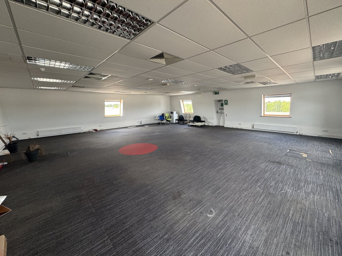 Office in Loughborough - photo 3