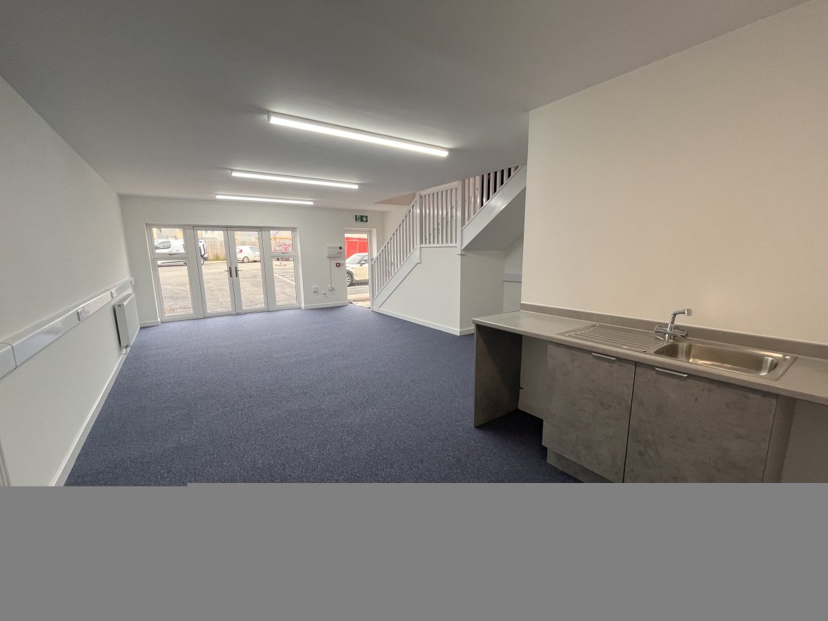 Office in Chudleigh - photo 4