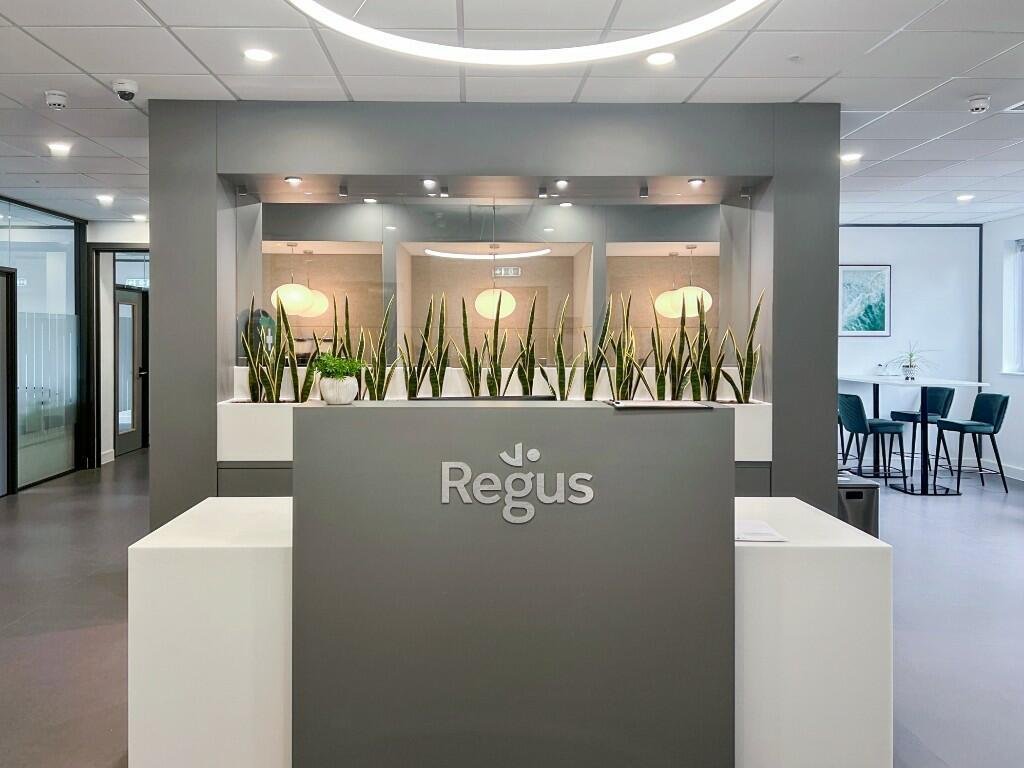 Office in Leamington Spa - photo 2