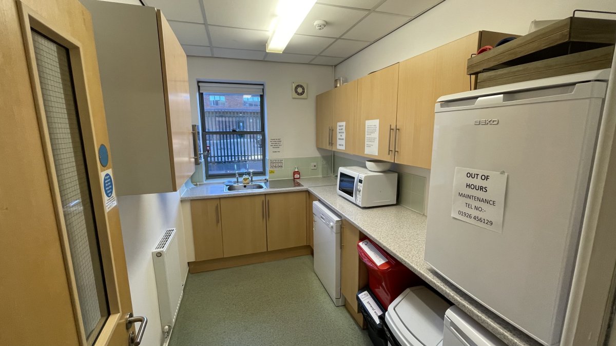 Office in Leamington Spa - photo 4