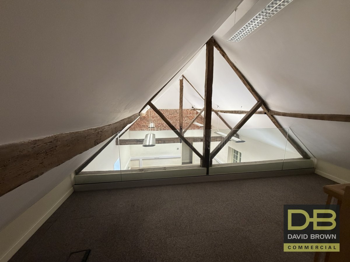 Office in Derby - photo 4