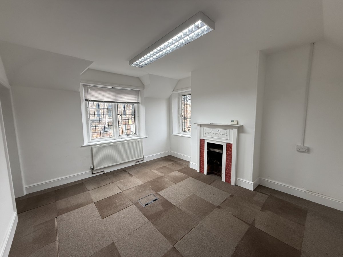 Office in Belper - photo 3