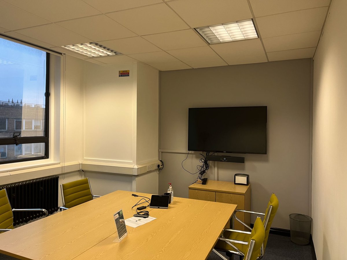 Office in Leicester - photo 3
