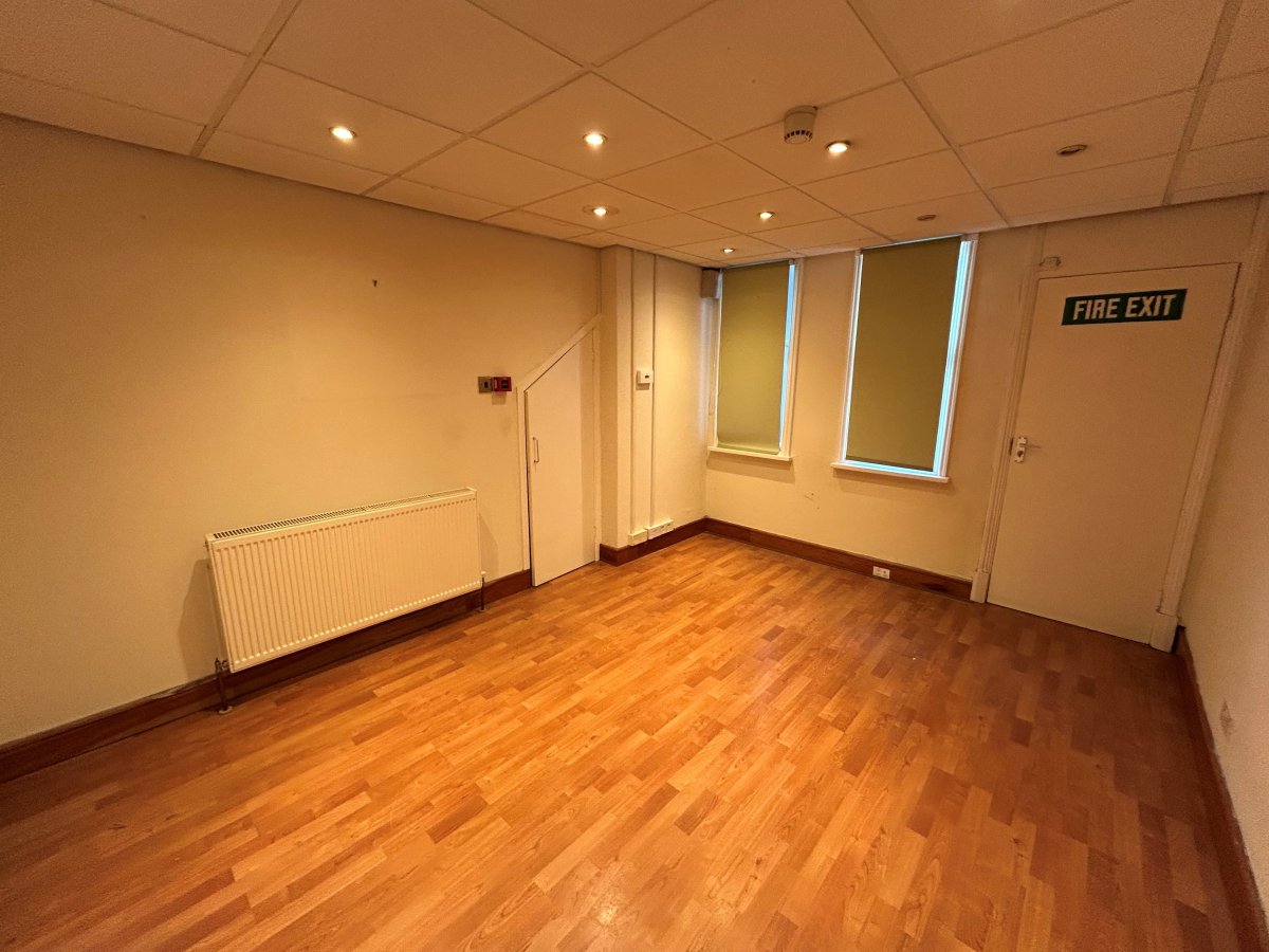 Office in Leicester - photo 4