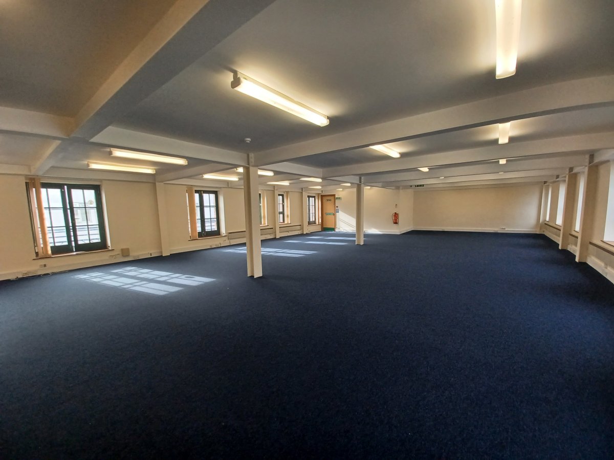 Office in Plymouth - photo 3