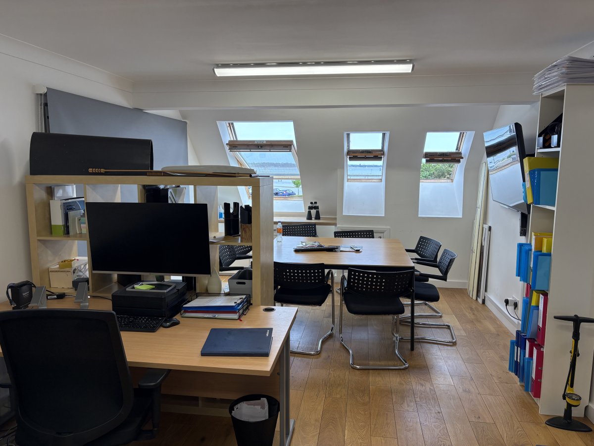Office in Southampton - photo 2