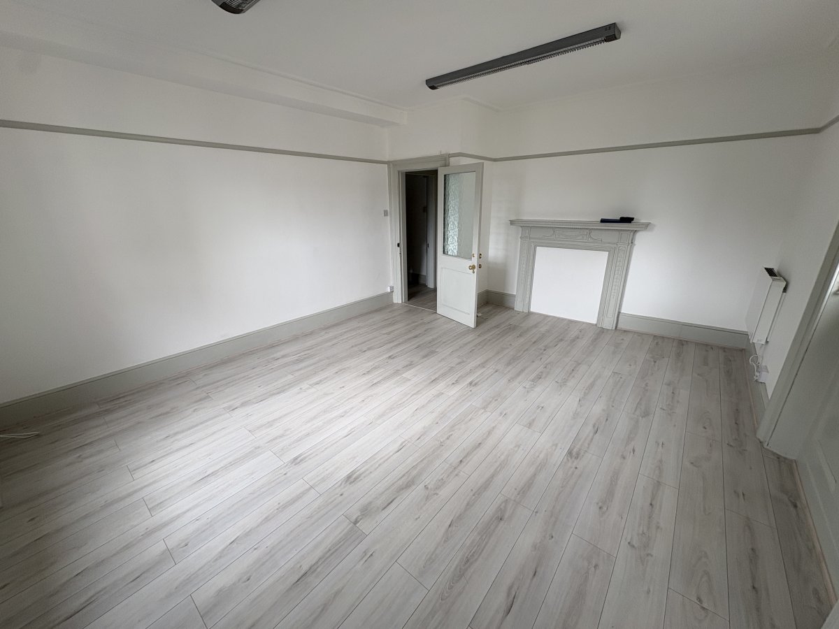 Office in Southampton - photo 4