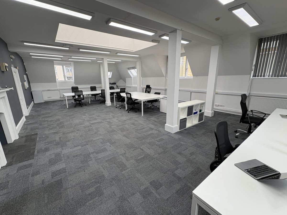 Office in Southampton - photo 4