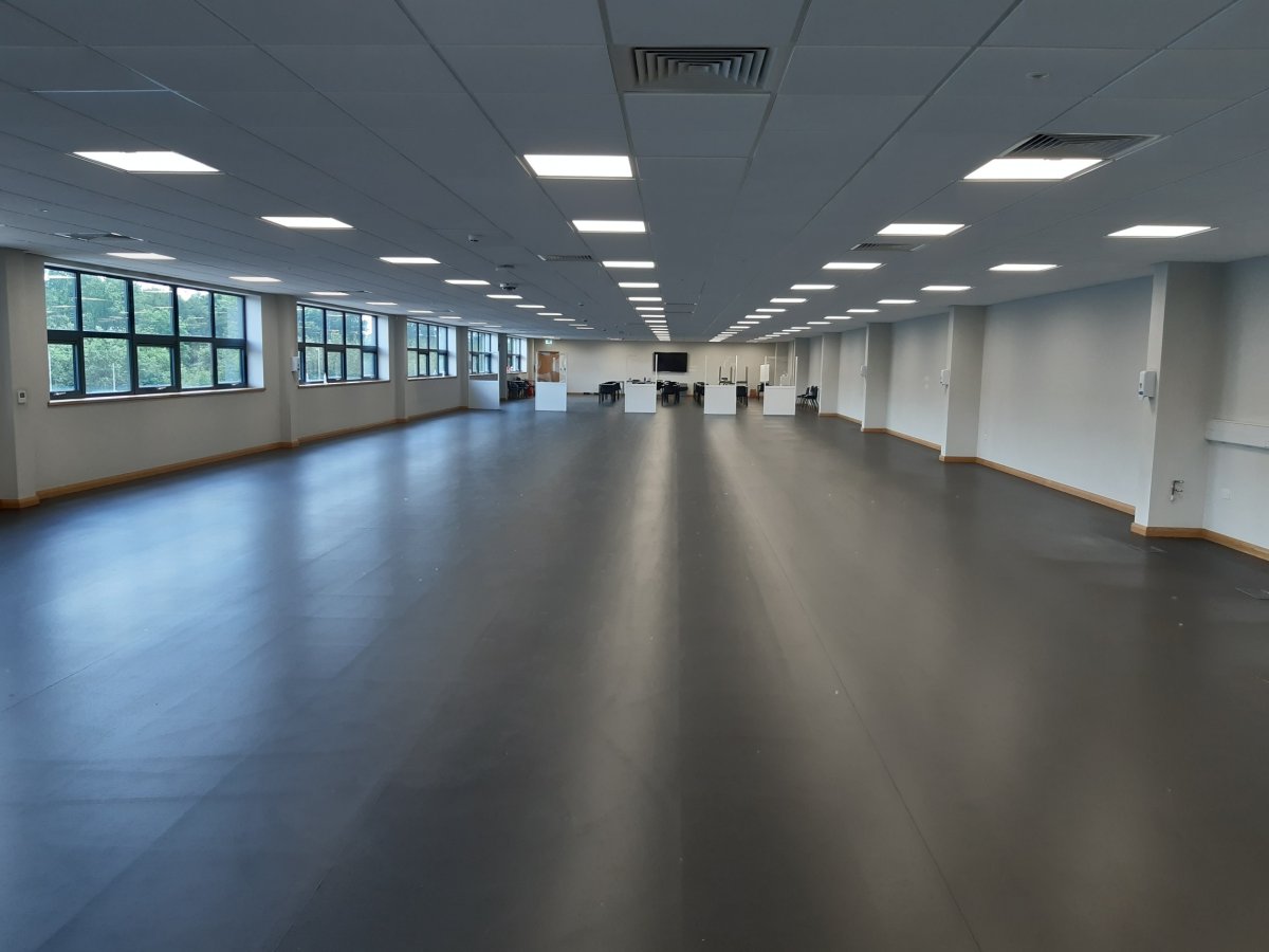 Office in Corby - photo 2