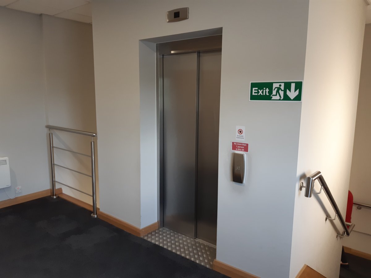 Office in Corby - photo 4