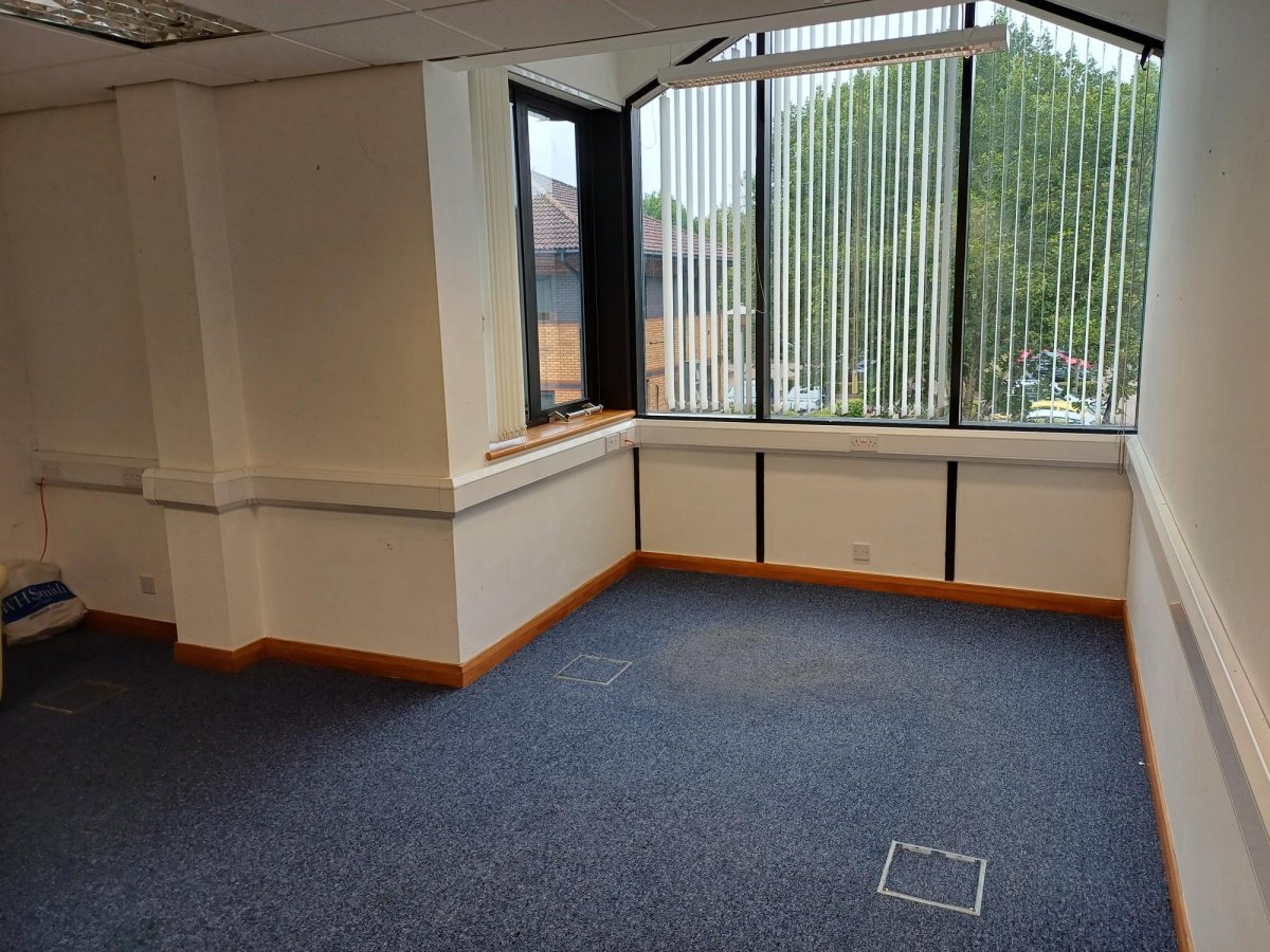 Office in Banbury - photo 3