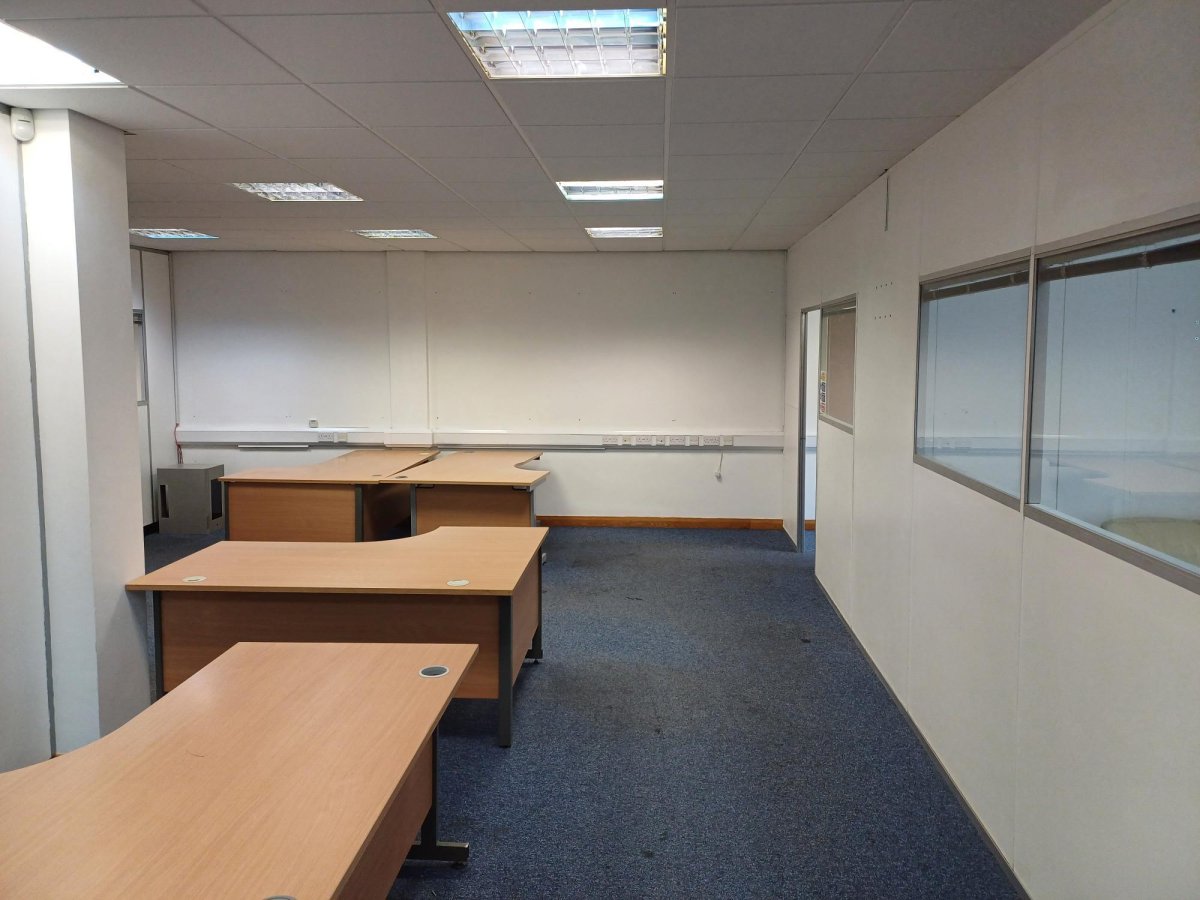 Office in Banbury - photo 4