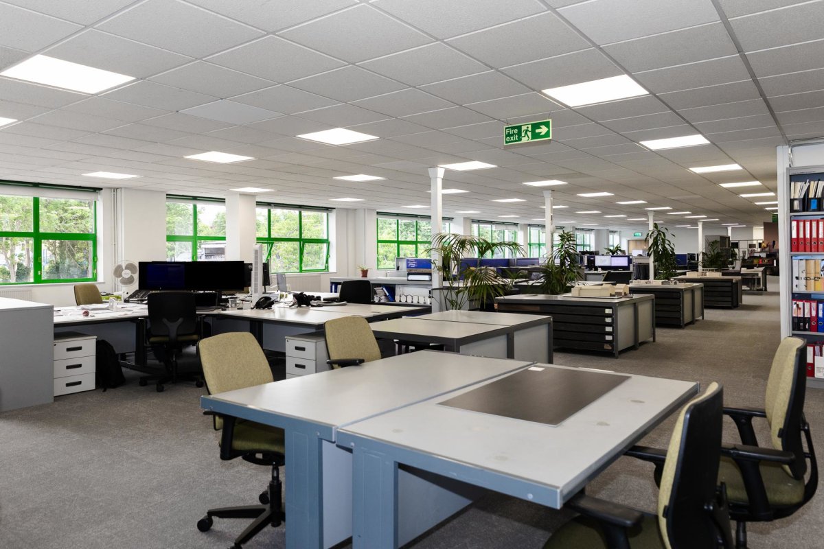 Office in Stevenage - photo 4
