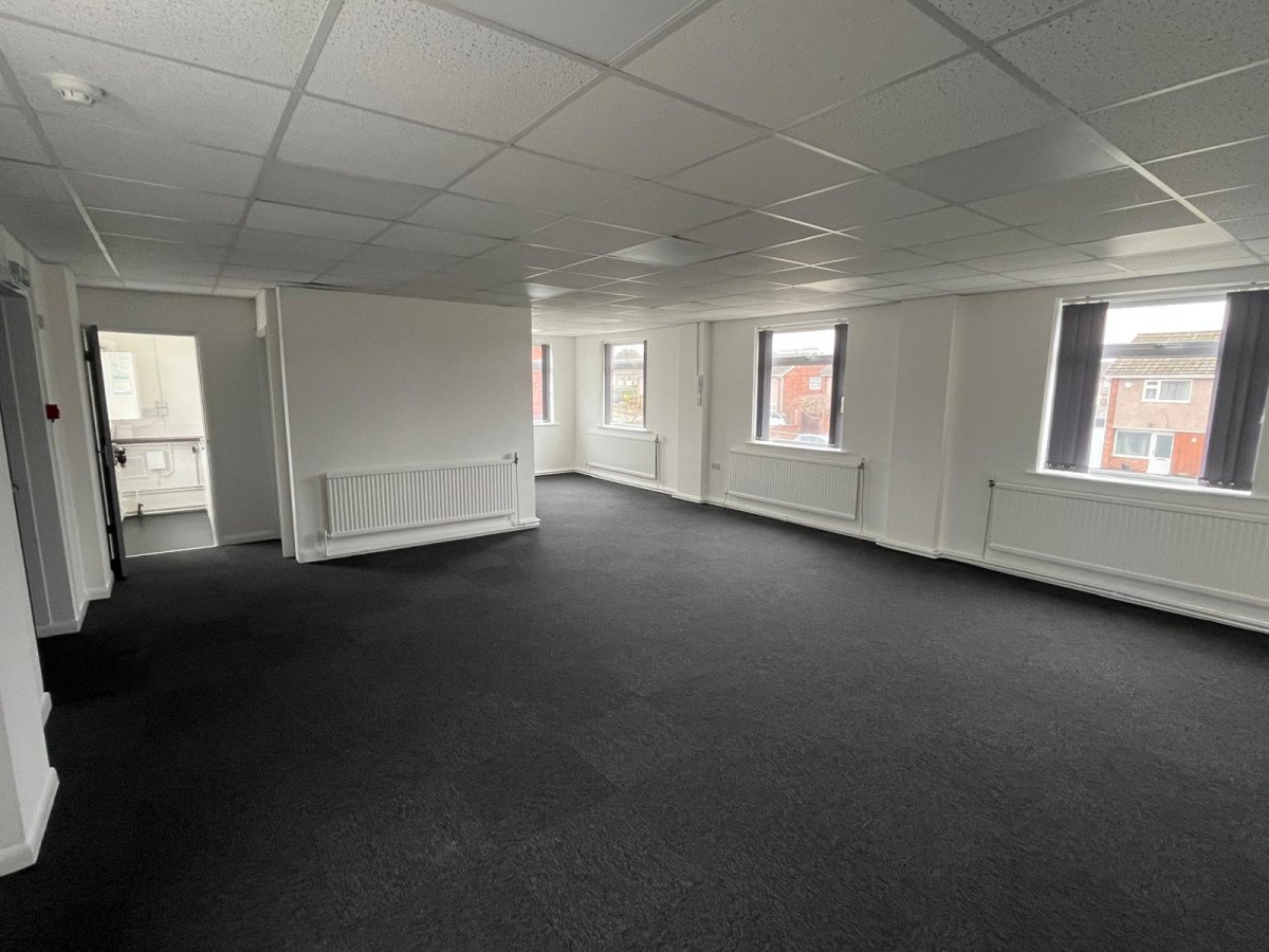 Office in Wigston - photo 2