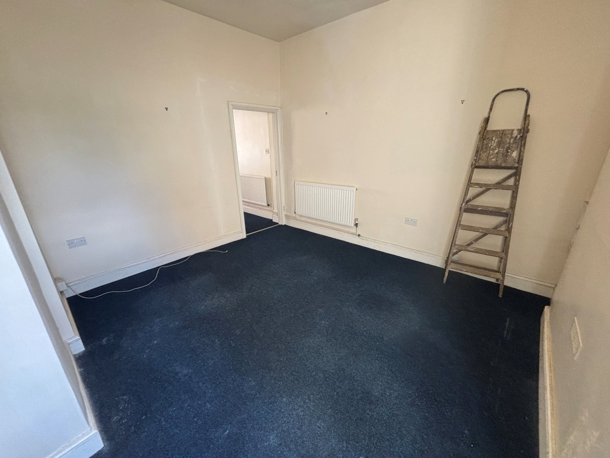 Office in Leicester - photo 4
