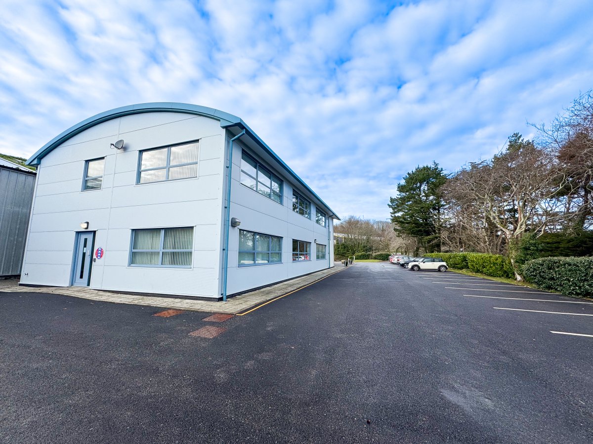 Office in Newham - photo 3