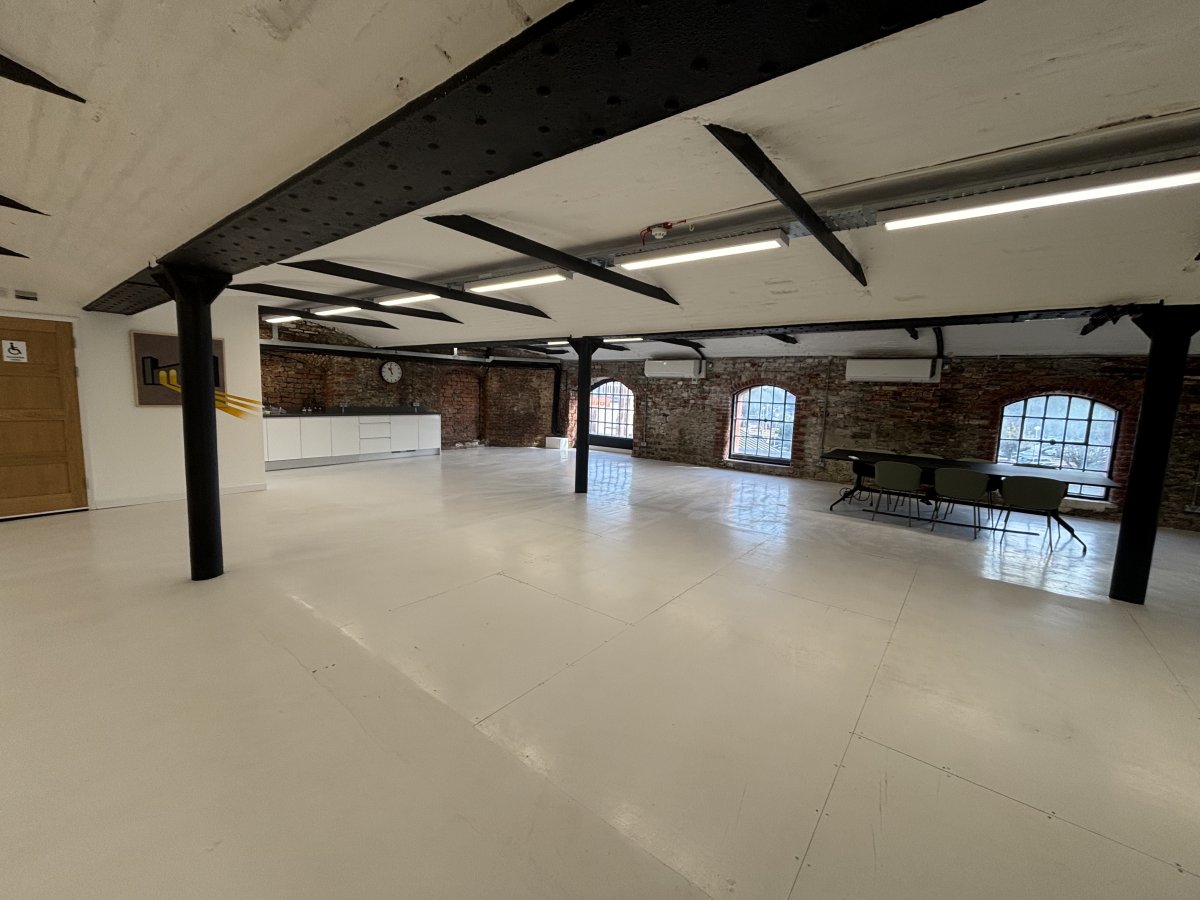 Office in Bristol - photo 4