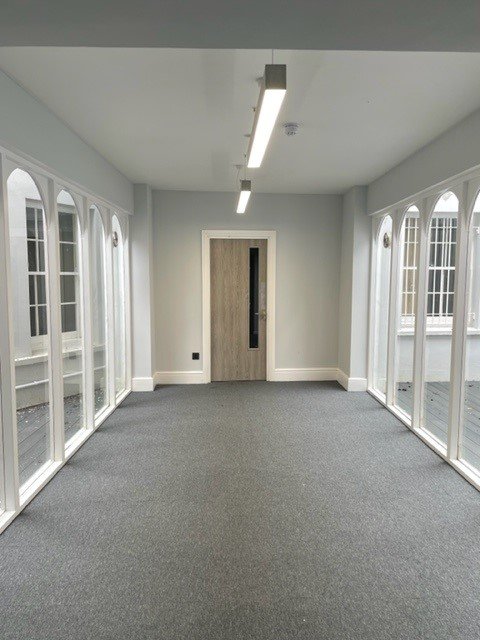 Office in Cheltenham - photo 2