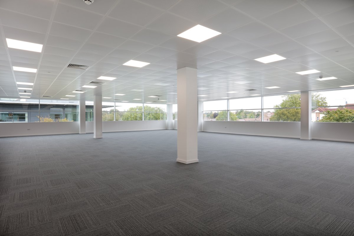 Office in Maidenhead - photo 2