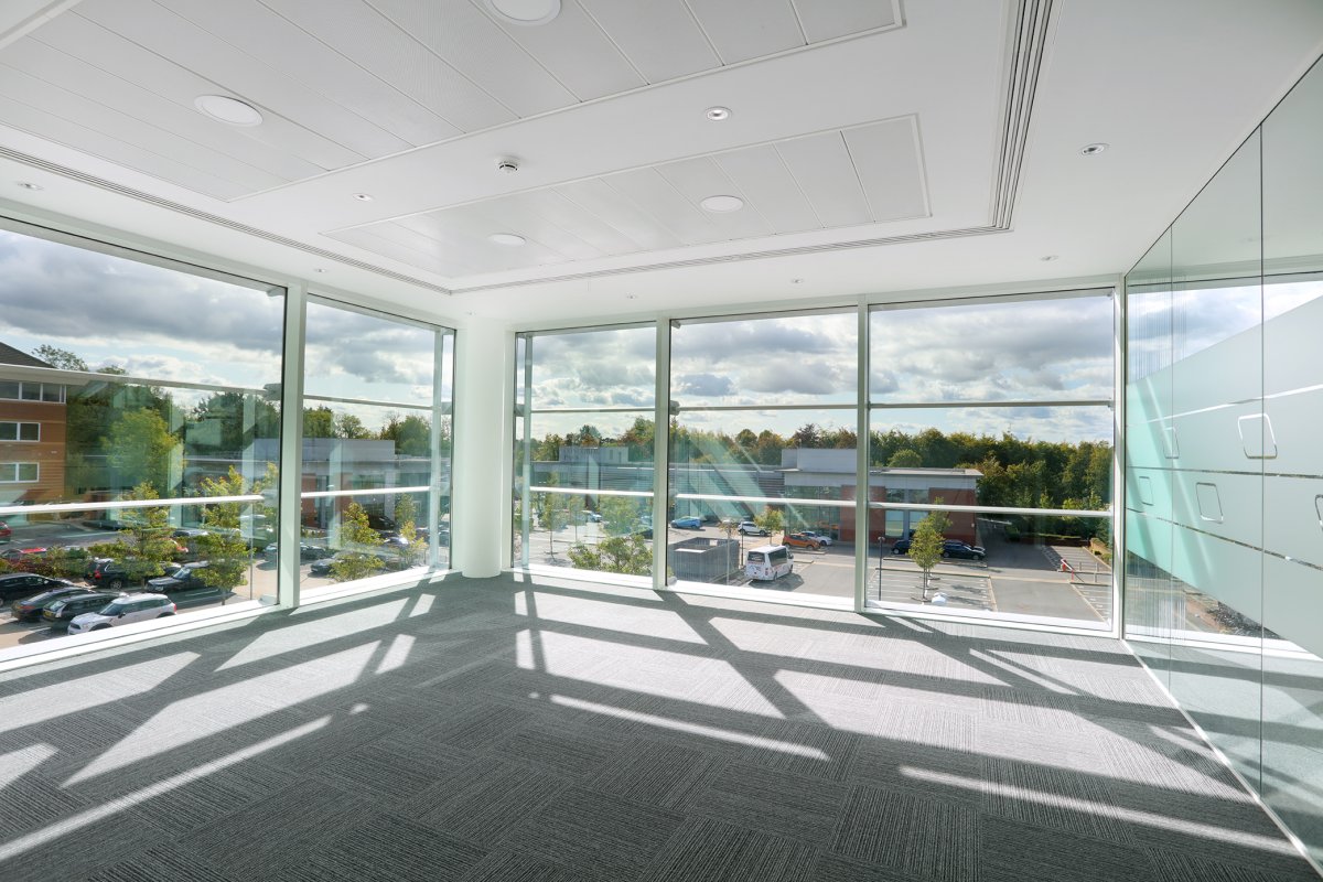 Office in Maidenhead - photo 4