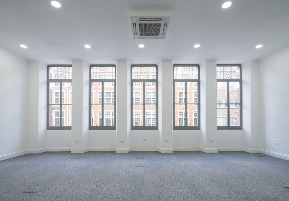 Office in London - photo 3