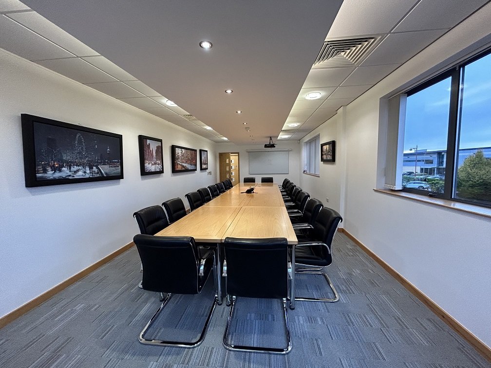 Office in Derby - photo 3