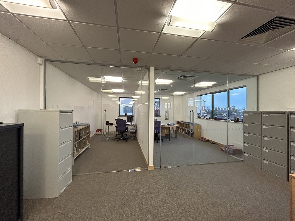 Office in Derby - photo 4