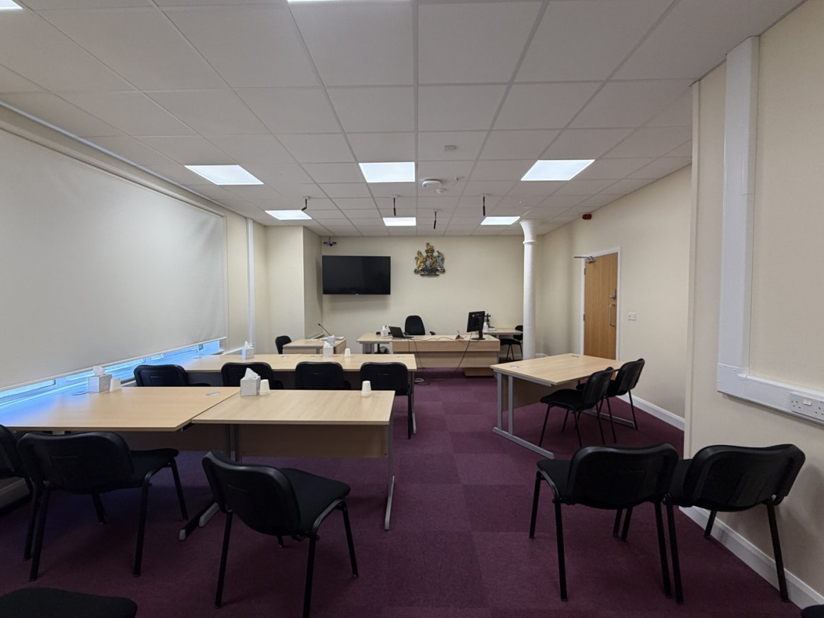 Office in Derby - photo 4